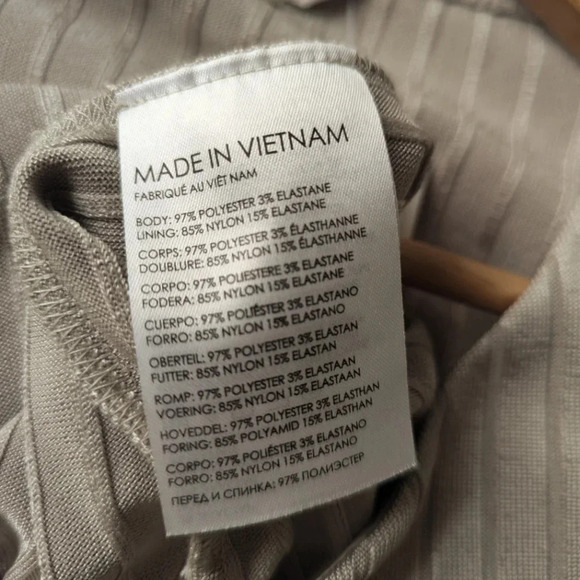 NWT Club Monaco Twist Front V Neck Ribbed Top Sweater Long Sleeve Petite Small - Picture 4 of 8